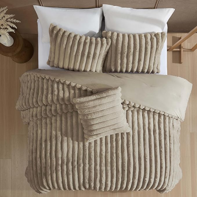 Comforter Set - King - 4 Piece