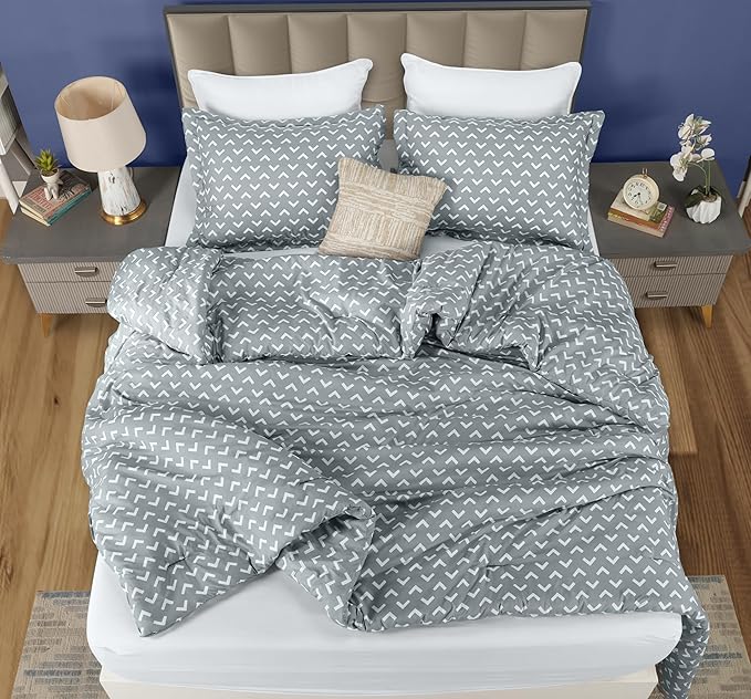 Down Alternative Comforter Set - King - 90 x 102 in - 3 Piece