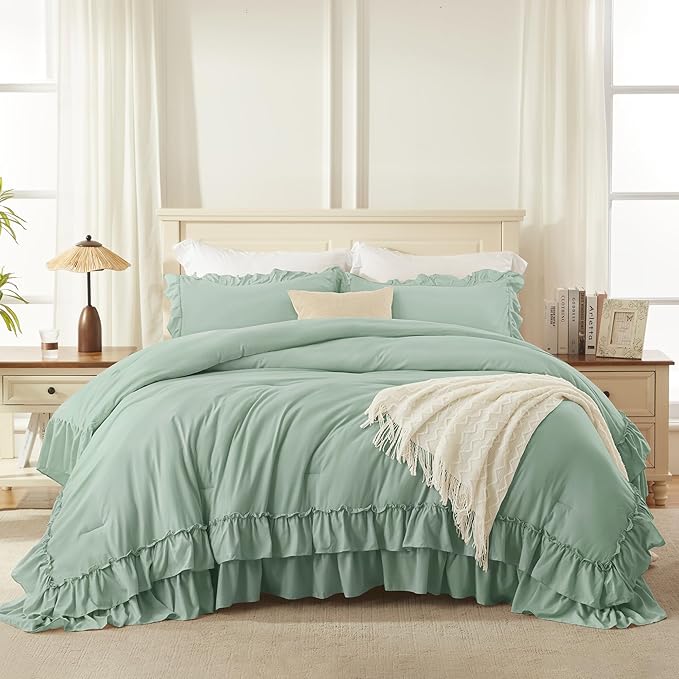 Microfiber Comforter Set - King - 104 x 90 in - 3 Piece