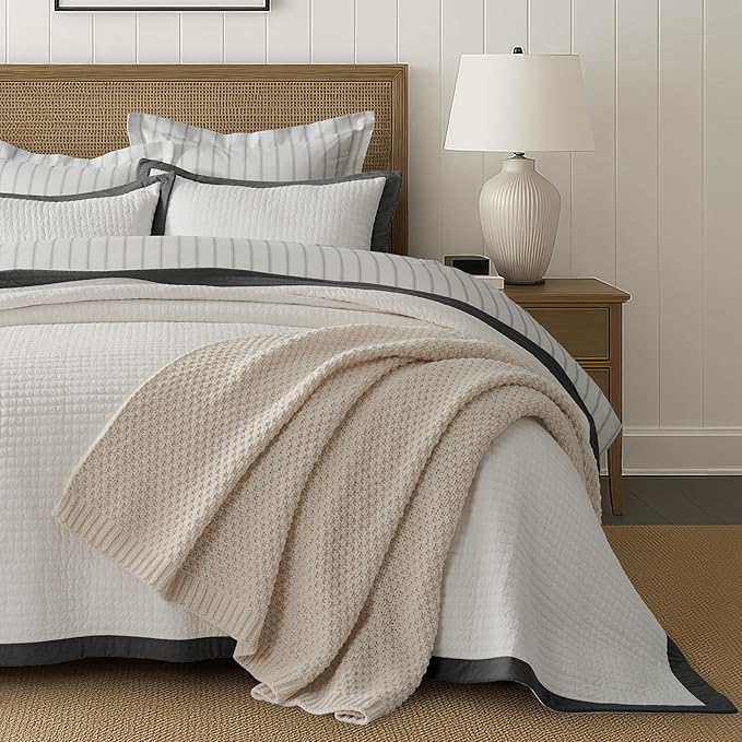 Quilt Set - King - 3 Piece