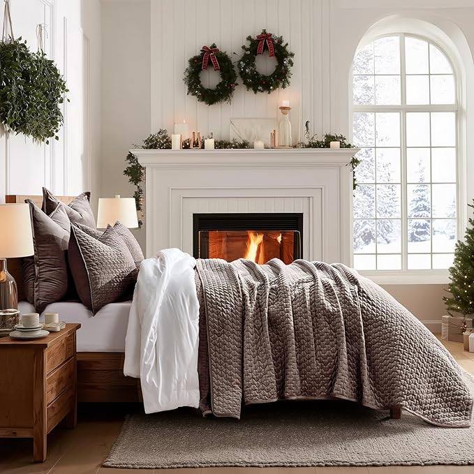 Velvet Quilt Set - King - 3 Piece