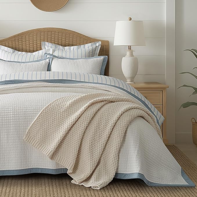 Linen Quilt Set - Queen - 3 Piece
