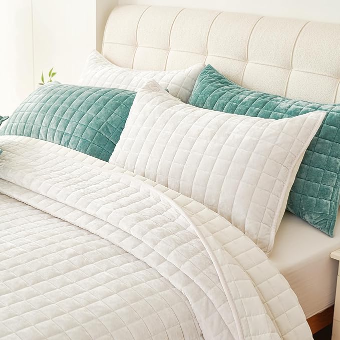 Velvet Quilt Set - King - 3 Piece