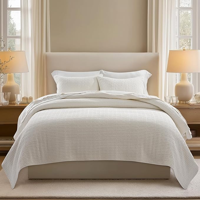 Quilt Set - Queen - 3 Piece
