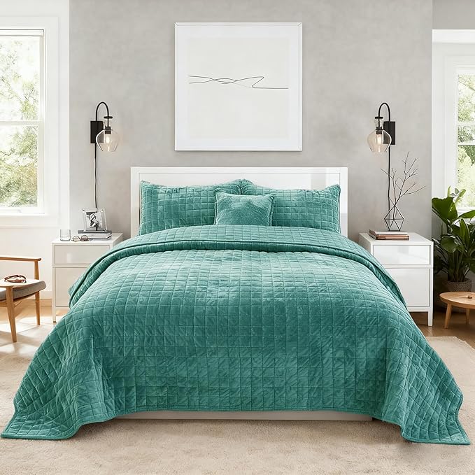 Velvet Quilt Set - King - 3 Piece