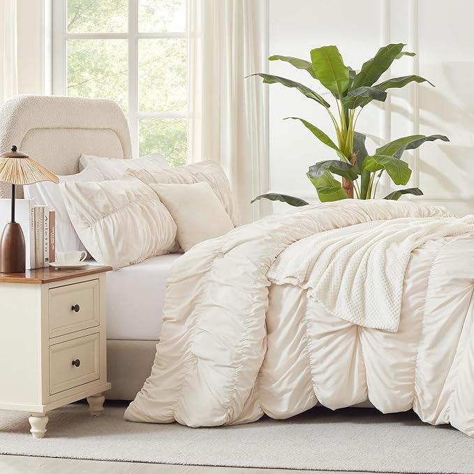 Comforter Set - Queen - 3 Piece