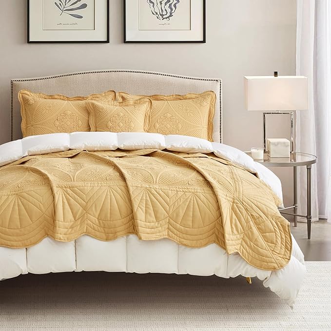 Bedding Set - Queen - 5 Piece