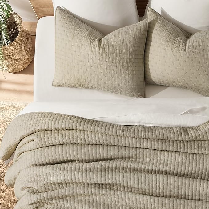 Quilt Set - King - 3 Piece