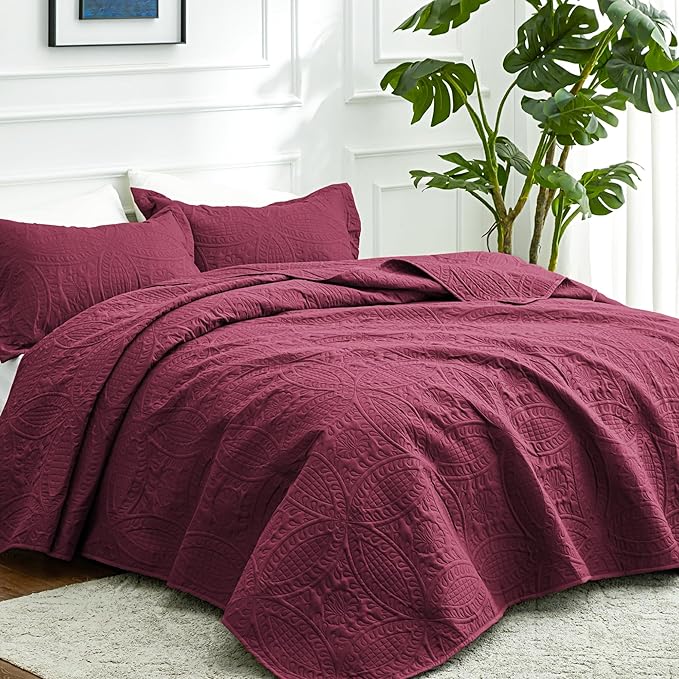 Quilt Set - California King - 3 Piece