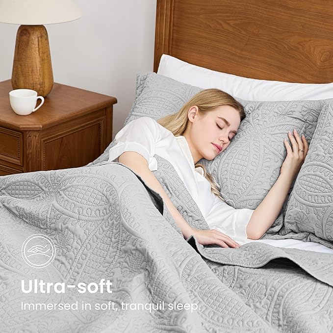 Quilt Set - Full - 3 Piece