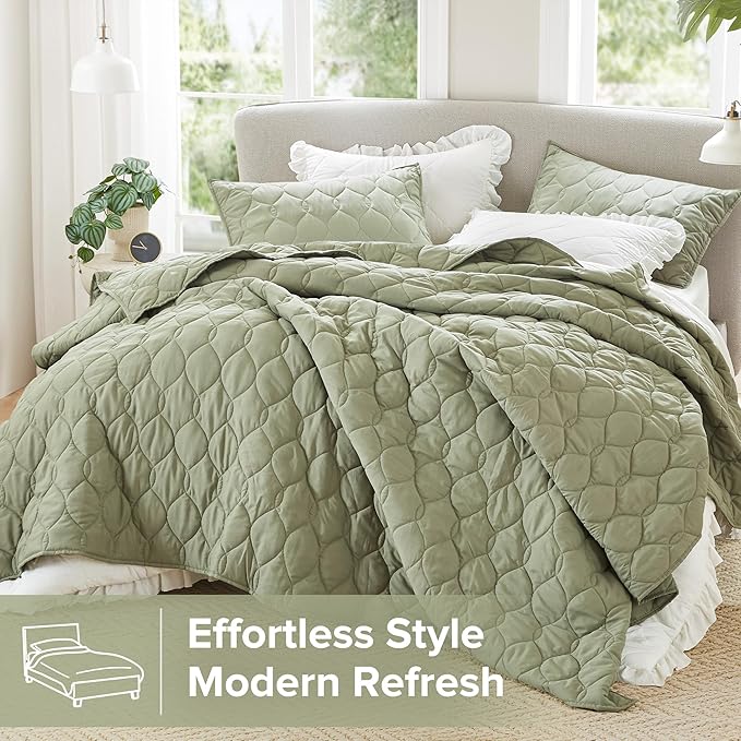 Quilt Set - Queen - 3 Piece
