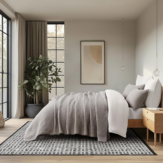 Quilt Set - King - 3 Piece
