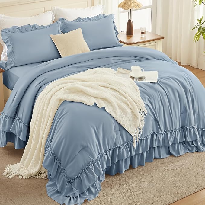 Microfiber Comforter Set - King - 104 x 90 in - 3 Piece