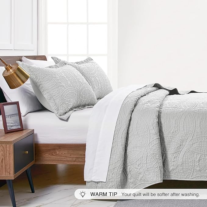 Quilt Set - King - 3 Piece