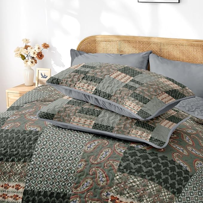 Quilt Set - Queen - 3 Piece