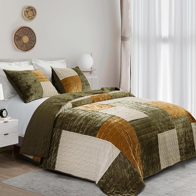 Velvet Quilt Set - King