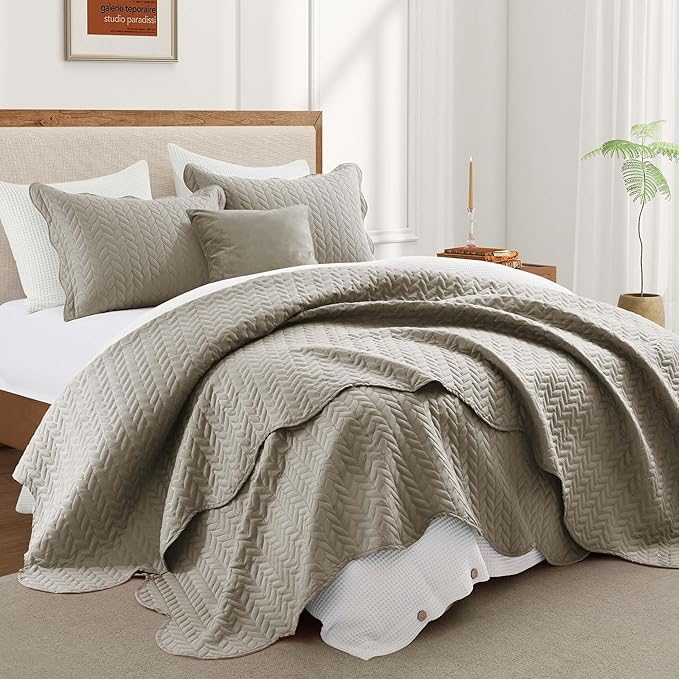 Microfiber Quilt Set - King - 3 Piece