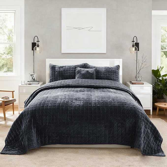 Velvet Quilt Set - King - 3 Piece