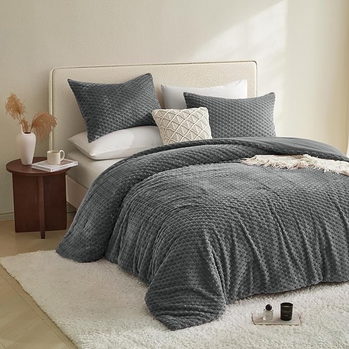 Flannel Comforter Set - Queen - 3 Piece