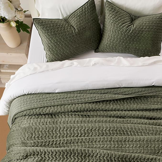 Velvet Quilt Set - King - 3 Piece