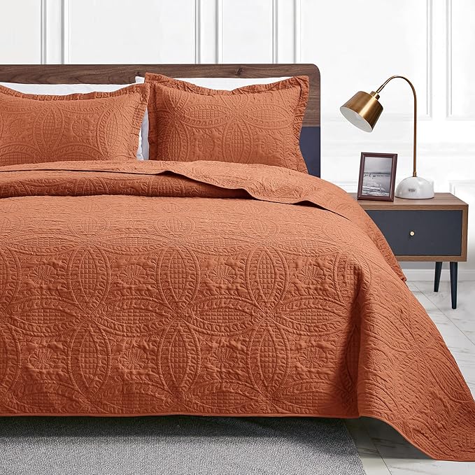 Quilt Set - California King - 3 Piece