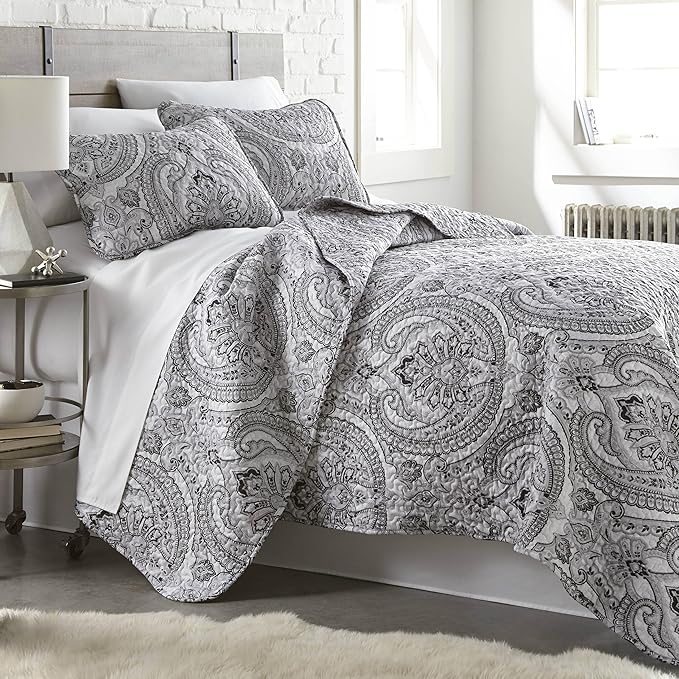 Quilt Set - Queen - 3 Piece
