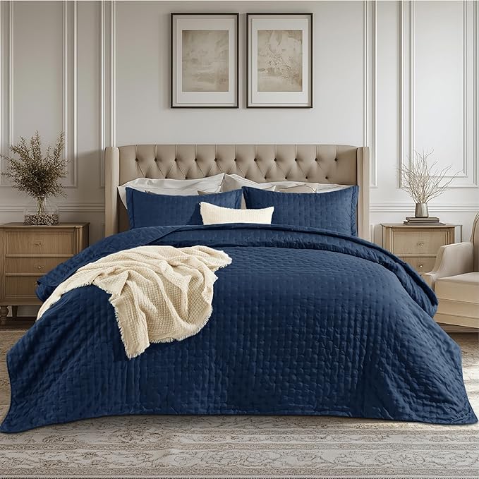 Quilt - California King - 111 x 106 in
