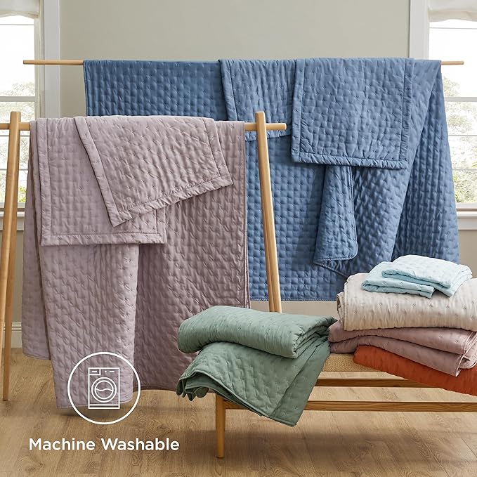 Quilt - Twin XL - 68 x 86 in