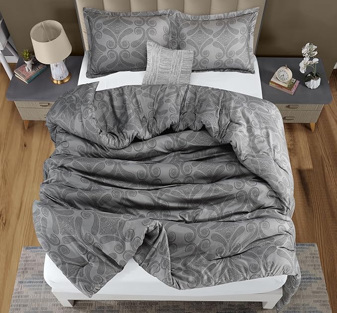 Down Alternative Comforter Set - Queen - 88 x 88 in - 3 Piece