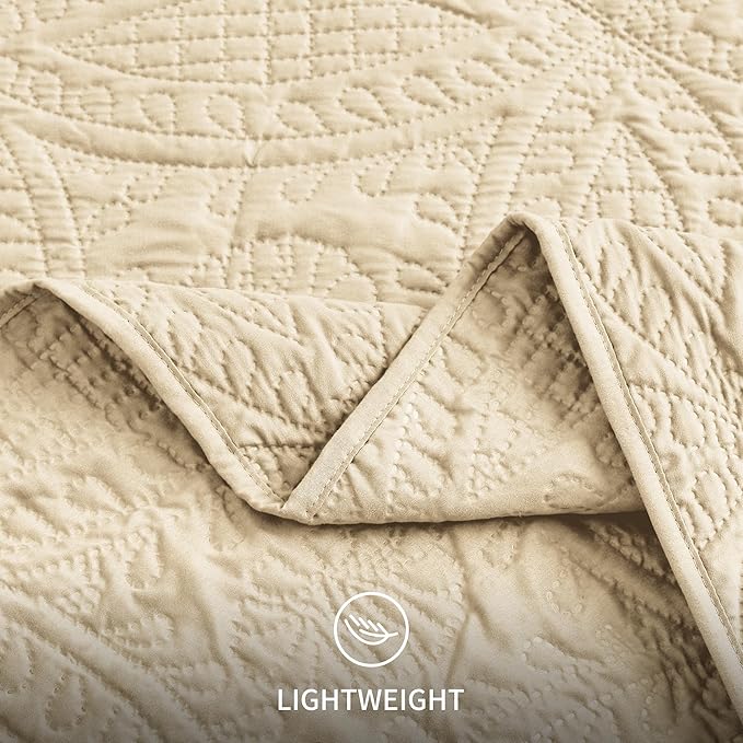 Quilt Set - California King - 3 Piece