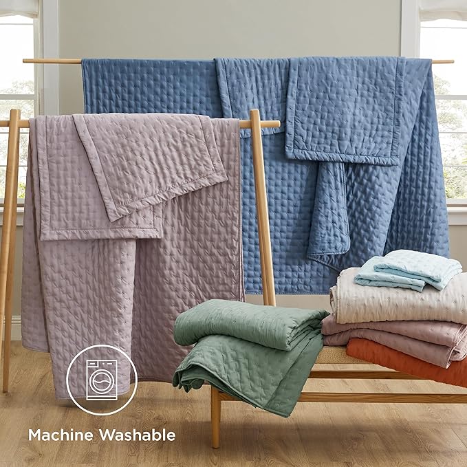 Quilt - Twin XL - 68 x 86 in