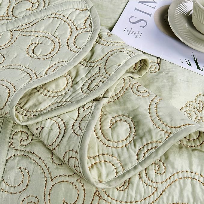 Microfiber Quilt Set - 4 Piece