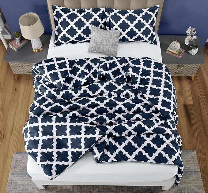 Down Alternative Comforter Set - King - 90 x 102 in - 3 Piece