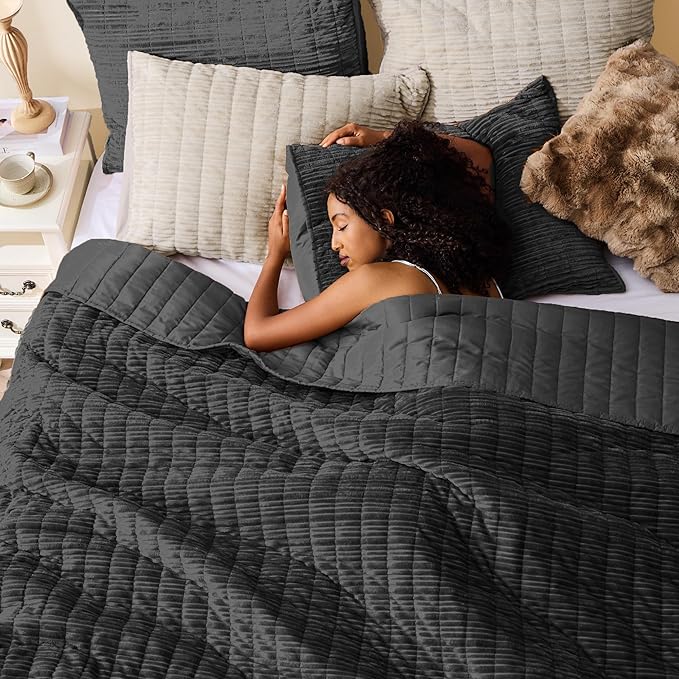 Velvet Quilt Set - Queen