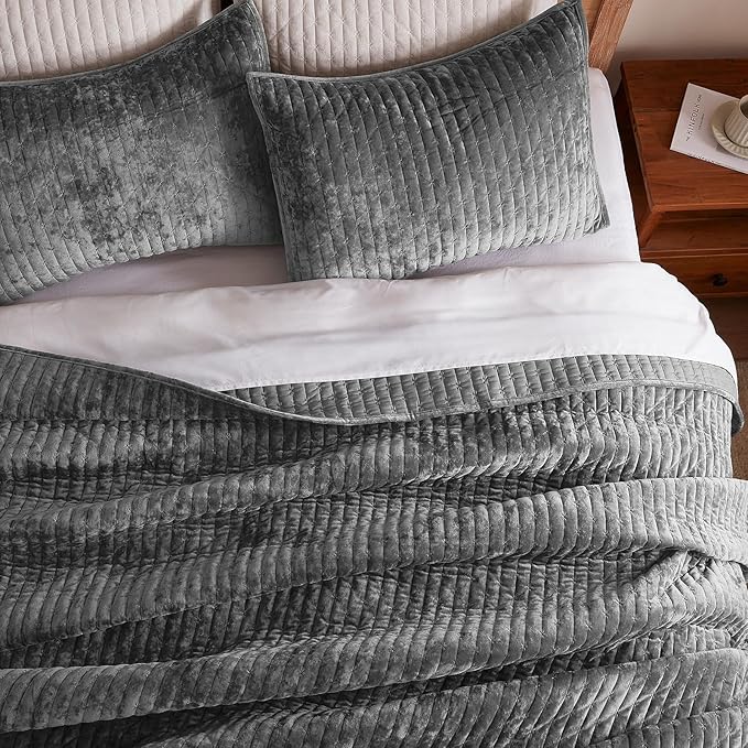 Velvet Quilt Set - King