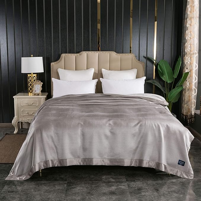 Mulberry Silk Blanket - Twin