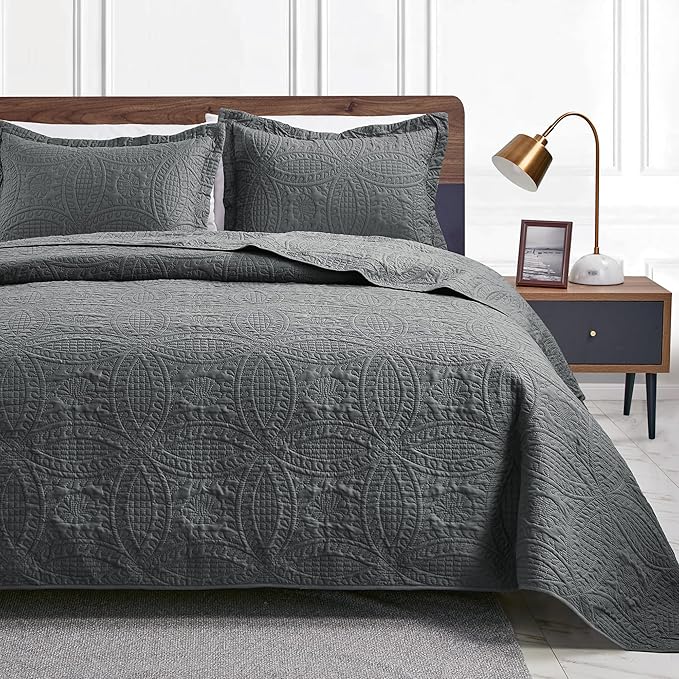 Quilt Set - Full - 3 Piece