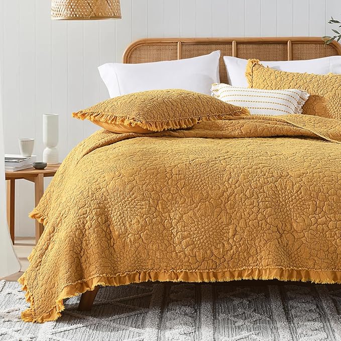 Microfiber Quilt Set - Queen - 3 Piece