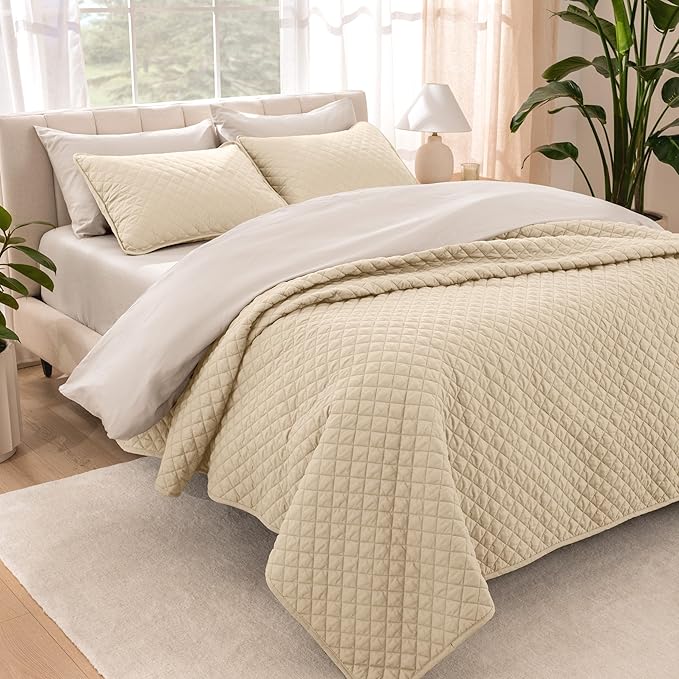 Bedding Set - Queen - 3 Piece