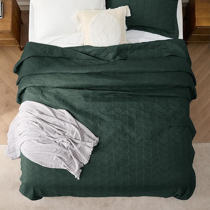 Quilt - King - 106 x 96 in
